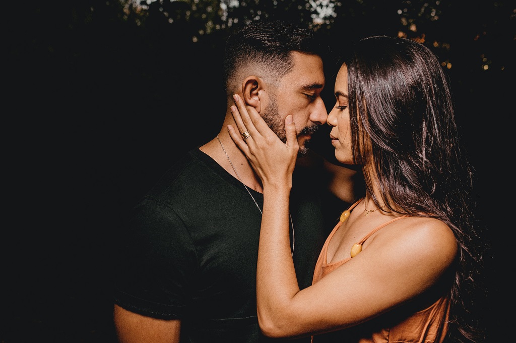 The Good, the Bad, and the Ugly of Dating.com: Our Review